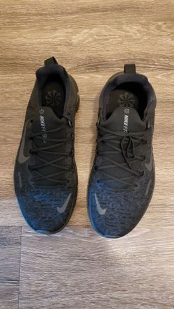 Nike free 5.0 running shoes - triple black - size 10