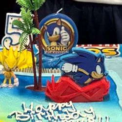 Sonic Cake Topper