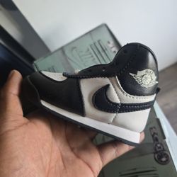 Jordan 1 Retro High 85