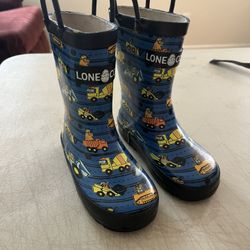 Kid’s Rainboots Size 9 