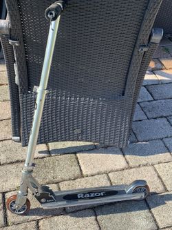 Kids Kick Razor Scooter silver 