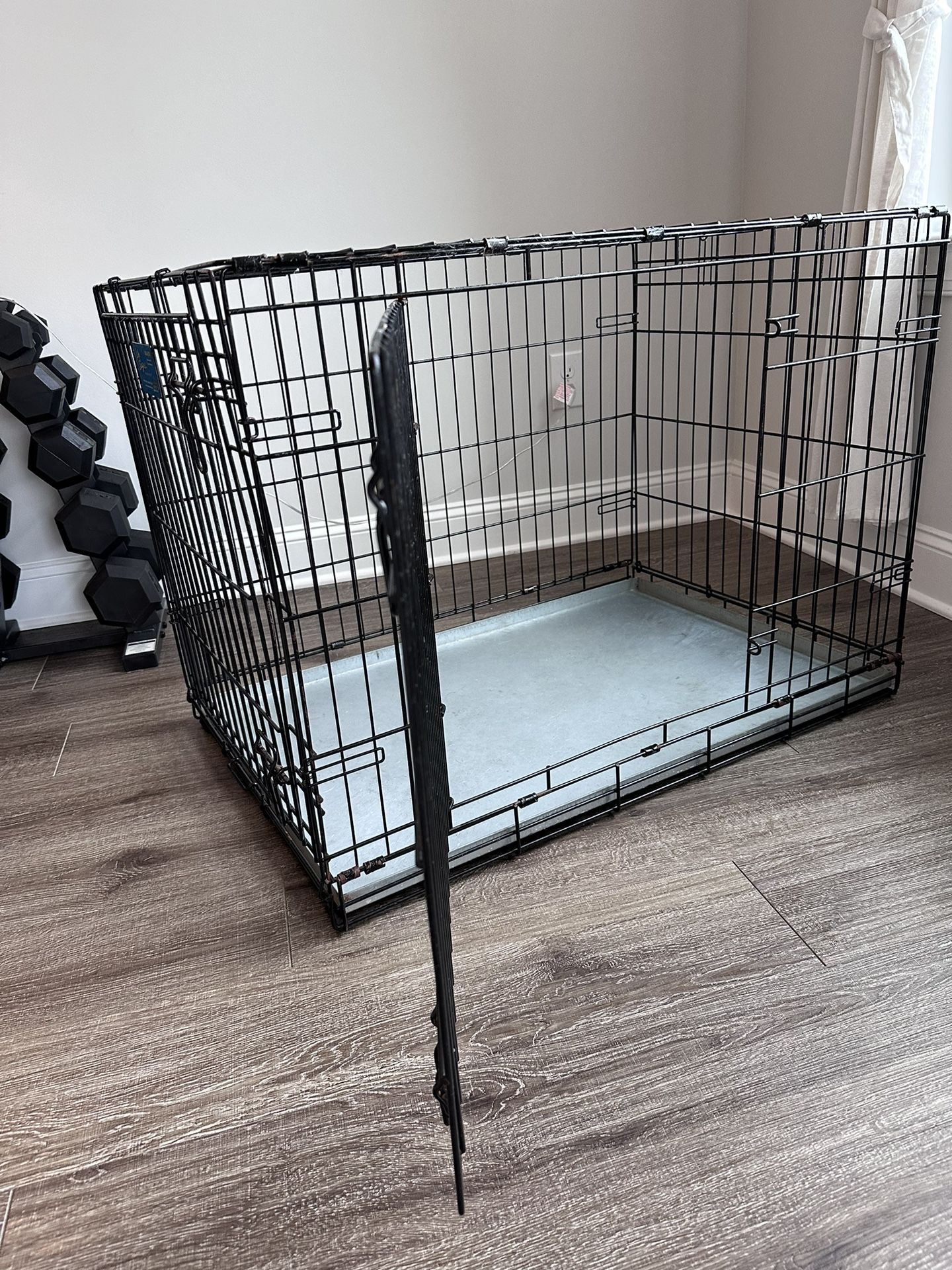 XL Dog Crate with Metal Bottom