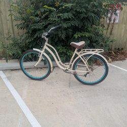 Women's Beach Cruiser W Gears Schwinn 