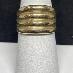 10K GOLD RING RIBBED BAND - SIZE: 7 - 4.7 GR