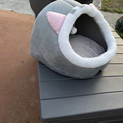 Cat Beds for Indoor Cat Pet Beds for Cats and Small Dogs