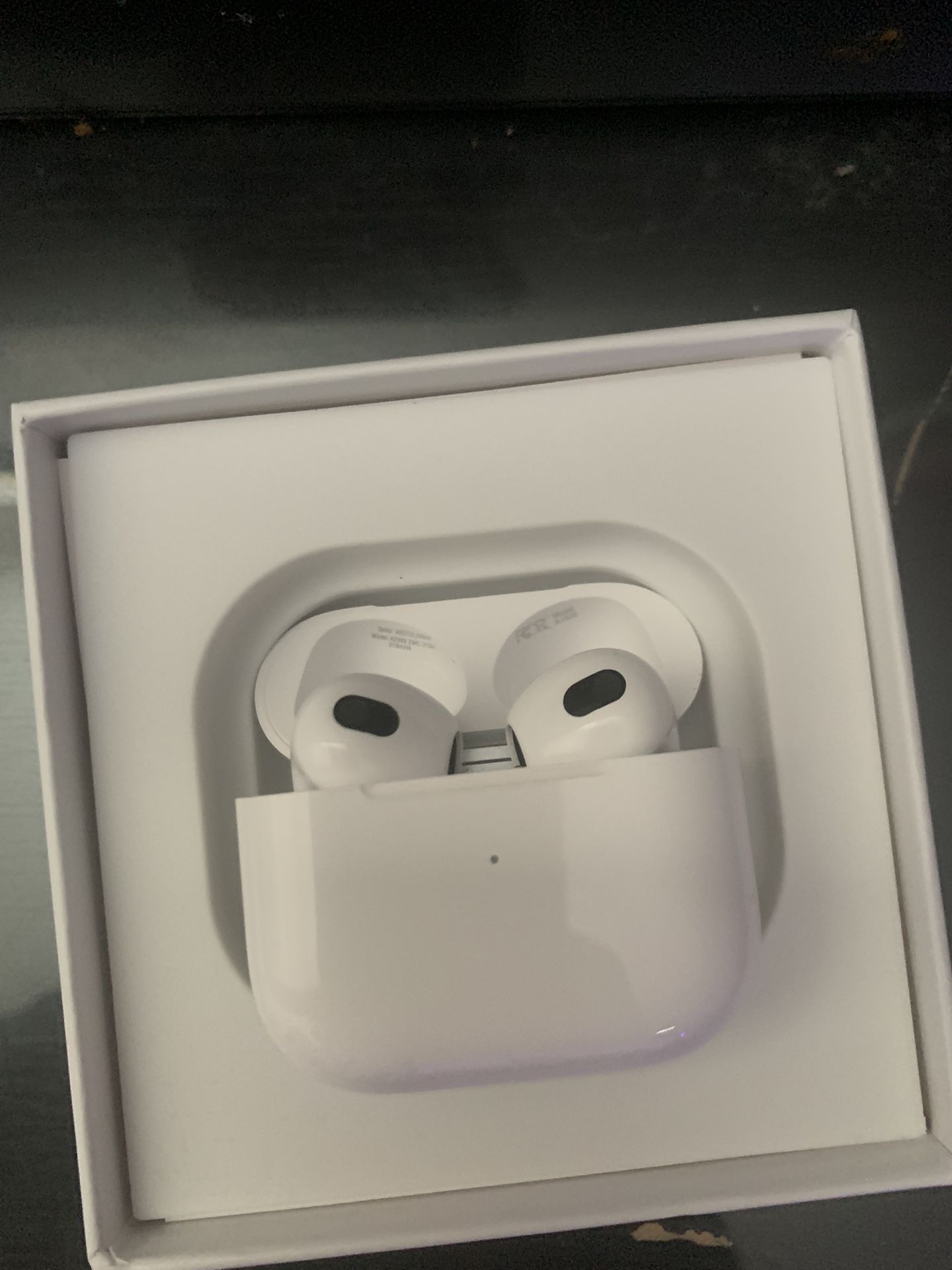 Air Pods Generation 3s