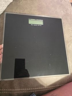 Digital Bathroom scale ( Max capacity 400 lbs)