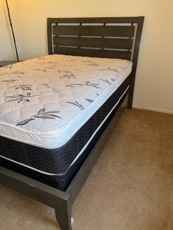Full size bed set