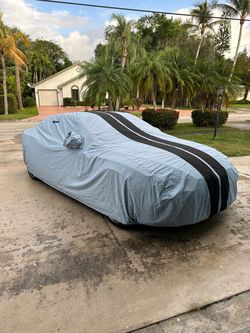 Like new coverland car cover for Audi