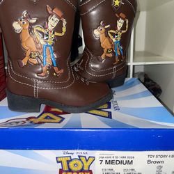 Woody Boots