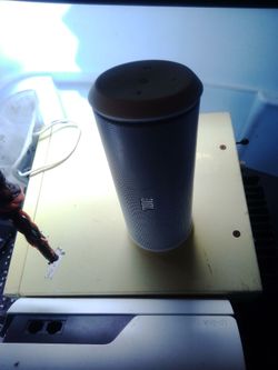 JBL FLIP 2 PORTABLE STEREO SPEAKERS