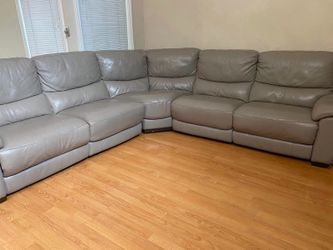 Top Grain Leather Power-Reclining USED