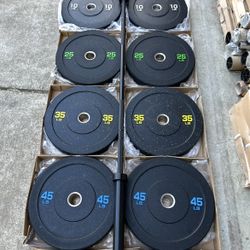 Bumper Plate Set With Barbell 