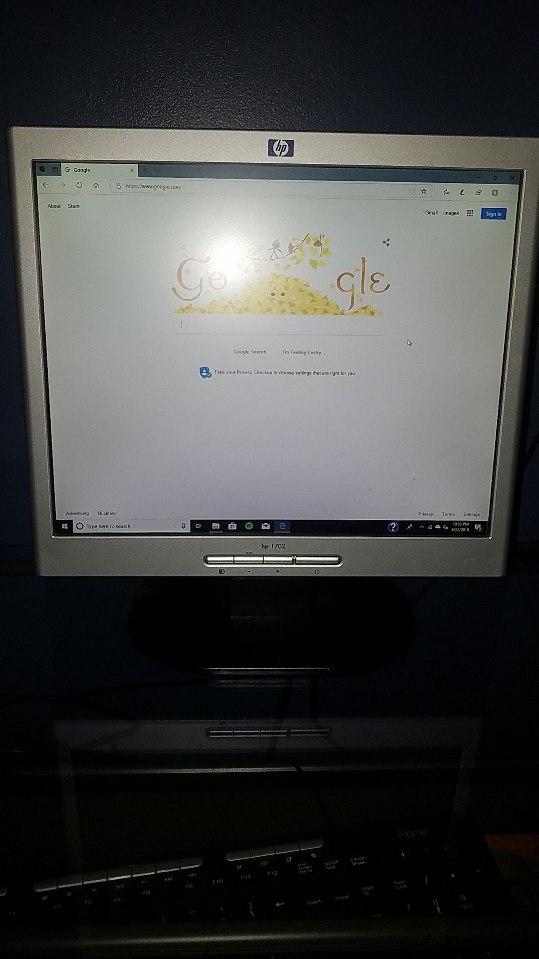 HP 1702 computer monitor 1280 by 1024@ 60hz
