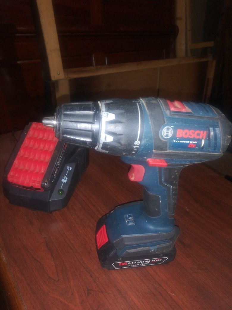 BOSCH DRILL/DRIVER WITH CHARGER 2 BATTS