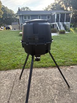 Moultrie deer feeder