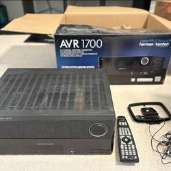 Harman Kardon AVR1700 Home Theater Network Receiver w/ Accessories