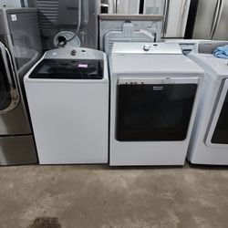 Whirlpool Kenmore Large Capacity Washer And Dryer Set 