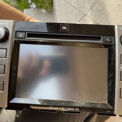 Toyota Tundra Factory Stereo Head unit