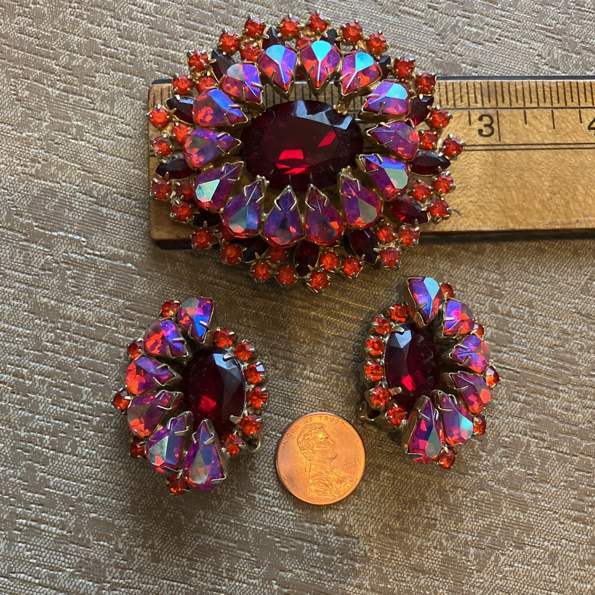 Large Rhinestones Brooch & Clip Earrings