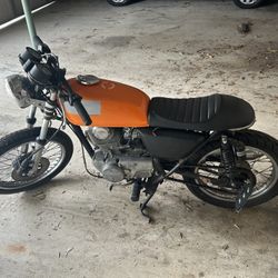Kawasaki 200cc Motorcycle 