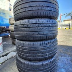Vendo Un Set De Llantas PIRELLI 265/50R20 Con 80% De Vida Las 4 Instaladas Y Balansiadas Las 4