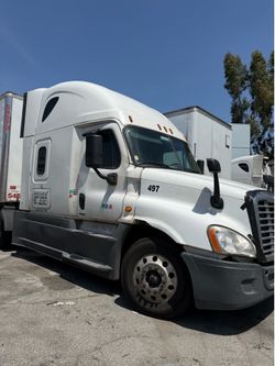 2016 Freightliner OTR tractor