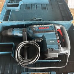 Bosch 13.5 Amp 1-3/4 in. Corded Variable Speed SDS-Max Concrete/Masonry Rotary Hammer Drill with Carrying Case