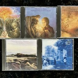 5 Moody Blues CD’s