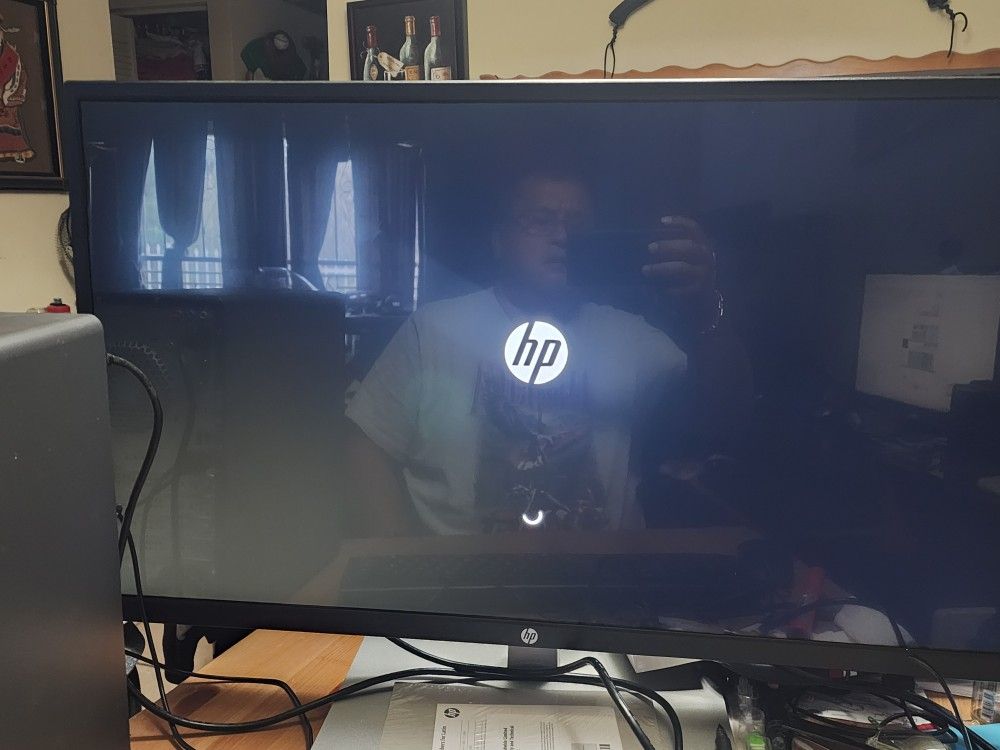 Hp 32" PC Monitor Like New