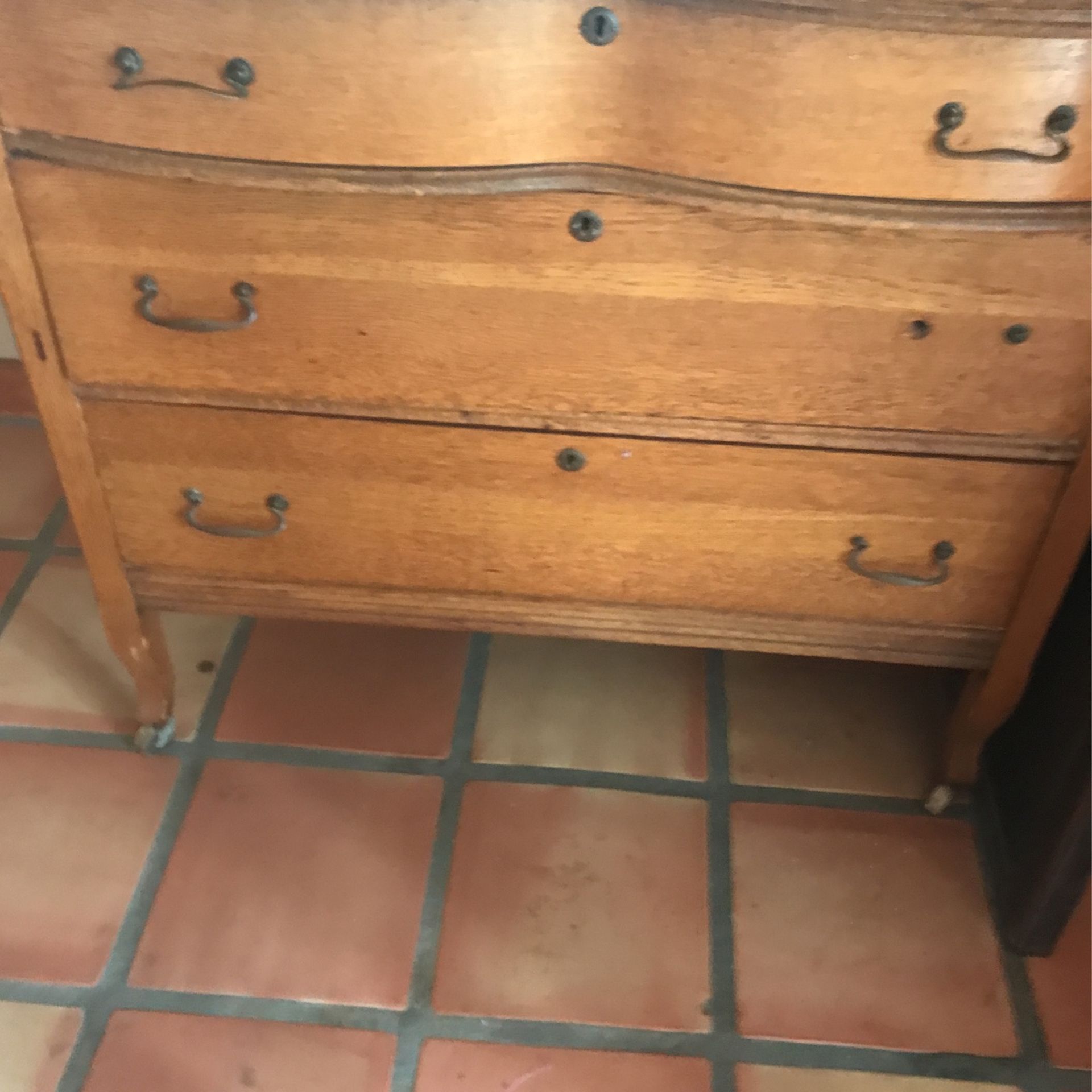 Antique Dresser One Handle Came Off But Have It So You Can Fix. On Rollers To Move Easily And In Very Good Condition .