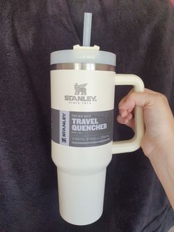 Stanley Adventure Quencher 40oz Travel Tumbler