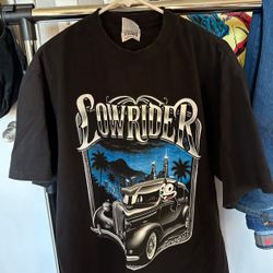 Low rider T-shirt 
