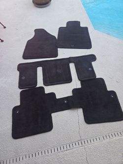 GMC FLOOR MATS