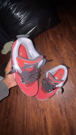 Jordan 4
