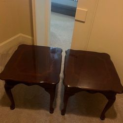 Tables Cherry Wood Pair
