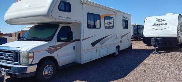 2008 Ford Fleetwood Tioga Ranger 31 foot