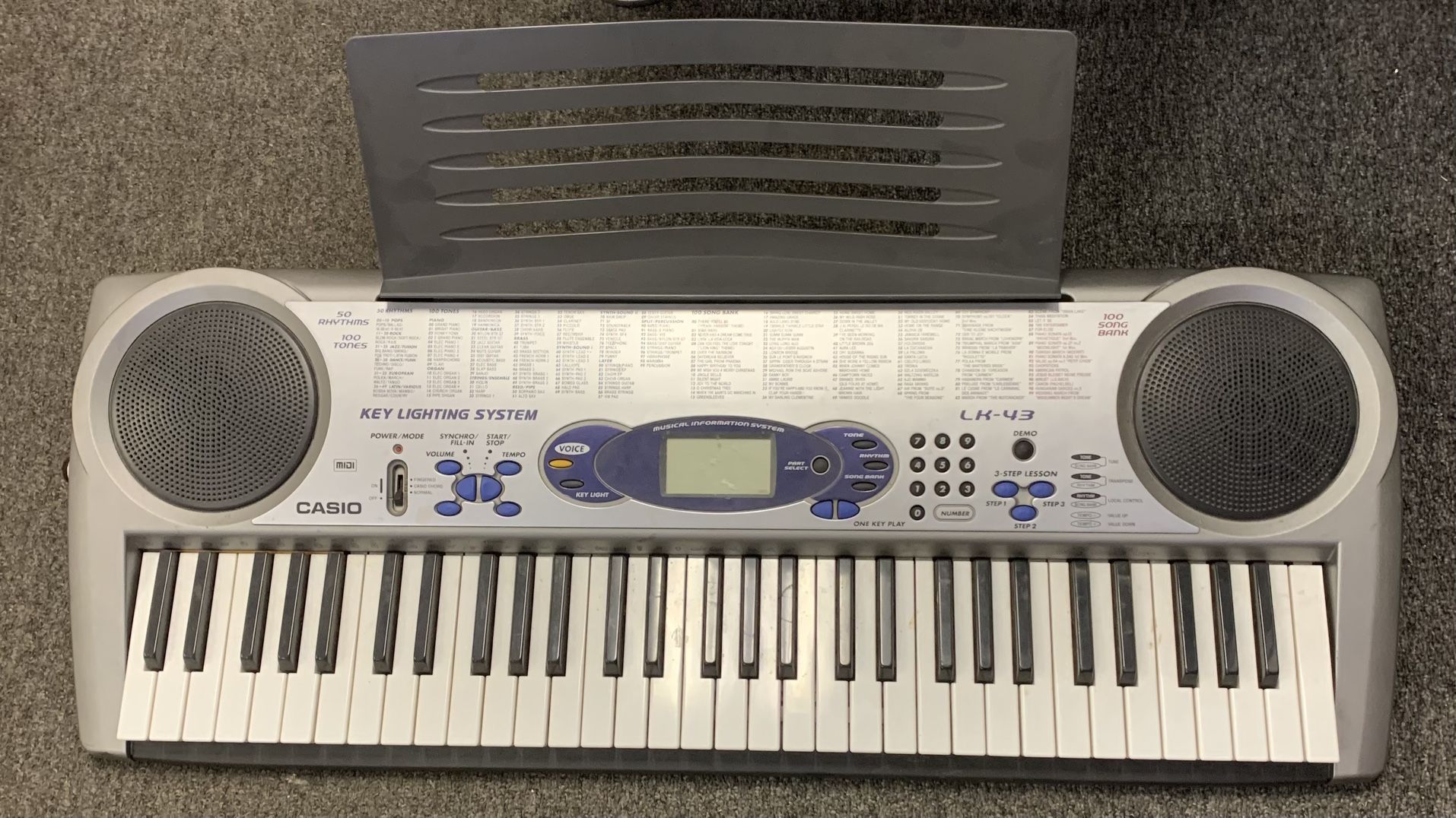 Casio LK-43 Light Up Keys Keyboard 