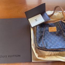 Louis Vuitton Authentic Galliera NEW