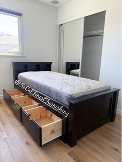 Twin bed and mattress with drawers