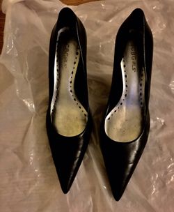 Black shoes