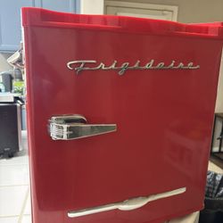 Retro Mini Fridge With Side Bottle Opener