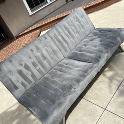Futon - Clicker Style 71” Long