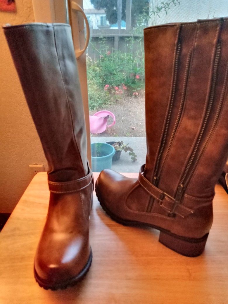 Women's Man Made Boots