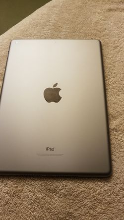 iPad 32GB 6th Generation Wi-Fi