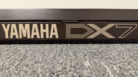 Yamaha DX7 (Recently Serviced)