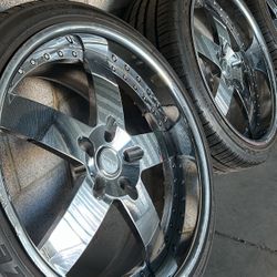 22 inch Vellano Wheels $400 FIRM 