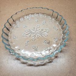 Anchor Hocking Savanah Floral Embossed Scalloped Edges  Dish 