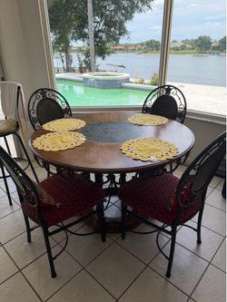 Dining room table with 4 chairs