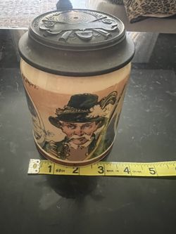 Mettlach #1526/1076 PUG ½ Liter Beer Stein – Antique German Etched Relief